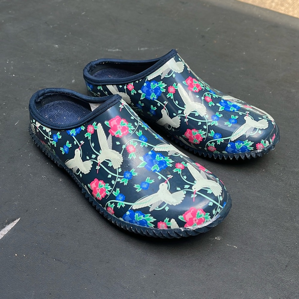 Western chief rubber clog garden shoe, hummingbird size 6